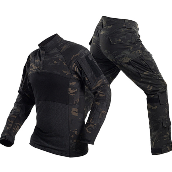 Three Generations of Long-Sleeved Flame-Resistant Operational Gear, Outdoor Training Camouflage Tactical Training Suits